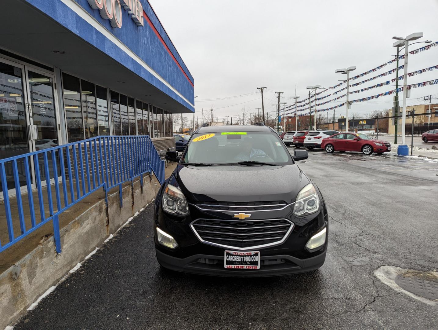 2017 BLACK Chevrolet Equinox LT AWD (2GNFLFEK0H6) with an 2.4L L4 DOHC 16V FFV engine, 6A transmission, located at 7600 S Western Ave., Chicago, IL, 60620, (773) 918-3980, 0.000000, 0.000000 - Photo#2